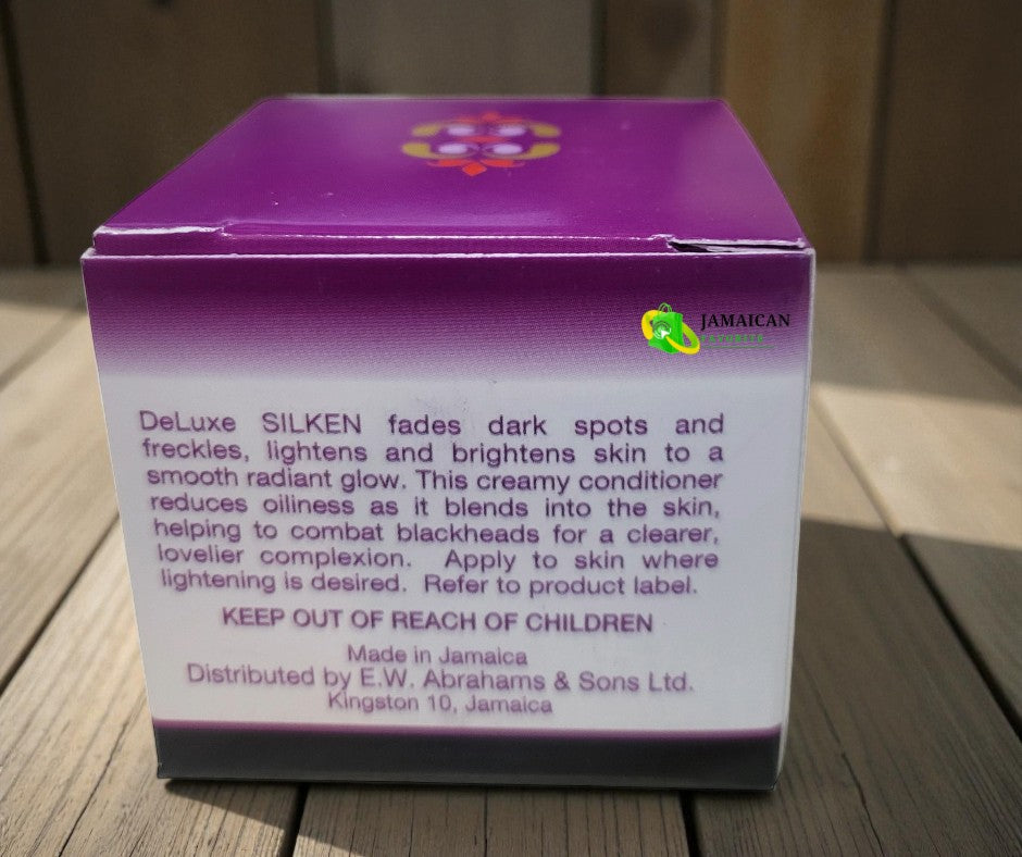 Nadinola Bleaching Cream – skin brightening and dark spot remover for an even, radiant complexion. Trusted skincare solution for new online beauty shoppers in Canada.